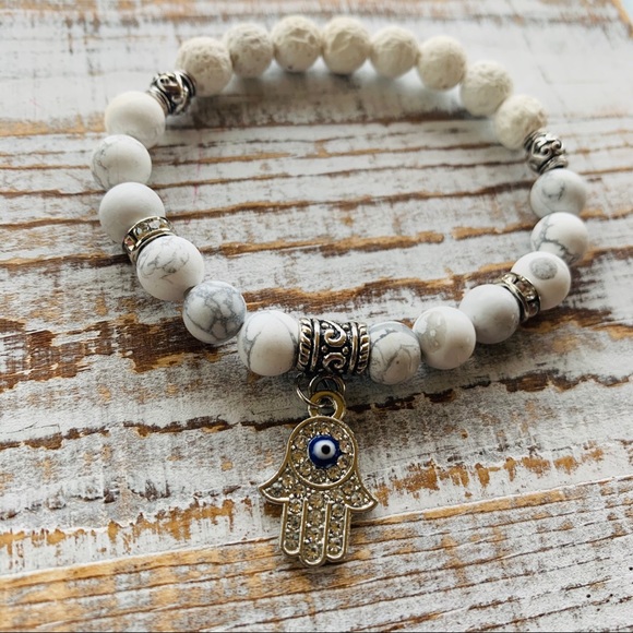 Evil Eye Protection Hamsa Essential Oil Diffuser - Picture 3 of 7